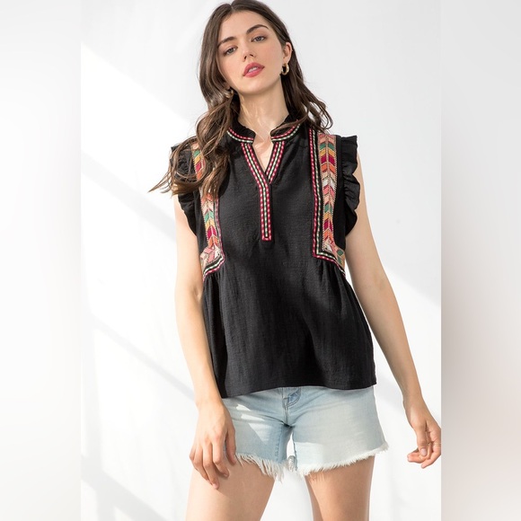 THML Tops - THML ELIZABETH EMBROIDERED BLACK V-NECK TOP WOMEN’S LARGE